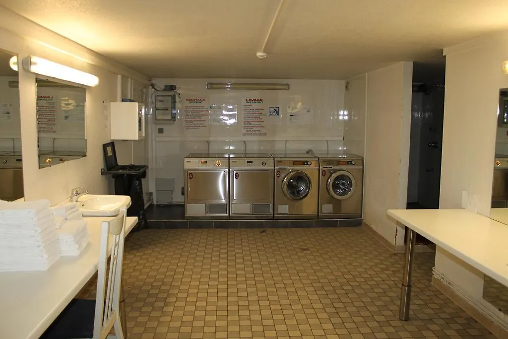 Le Relais De Thiais 2*