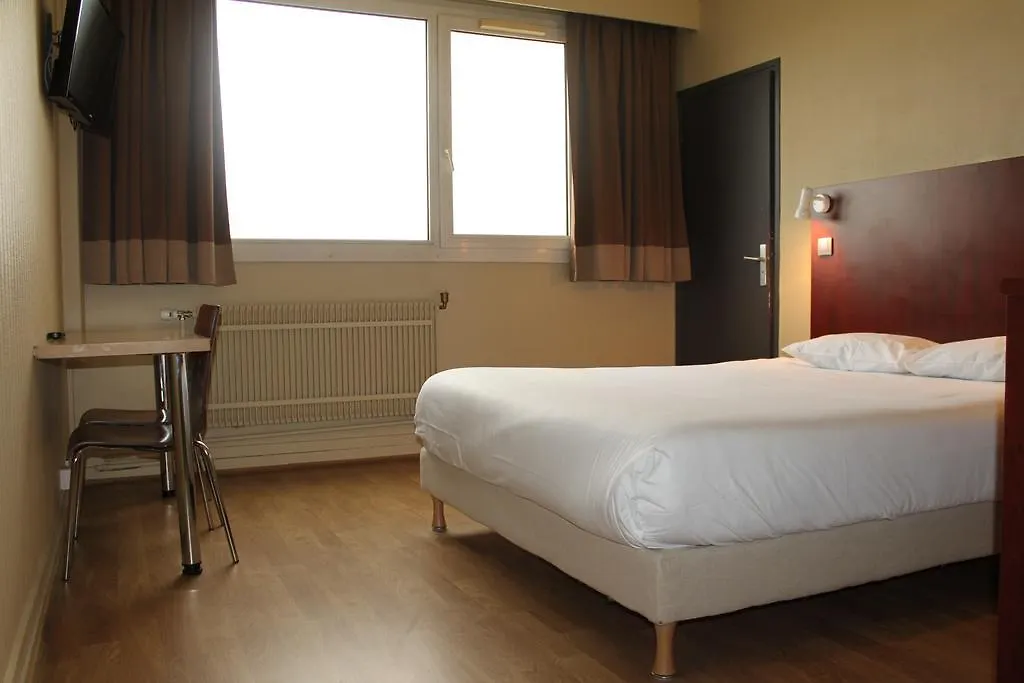 Le Relais De Thiais 2*