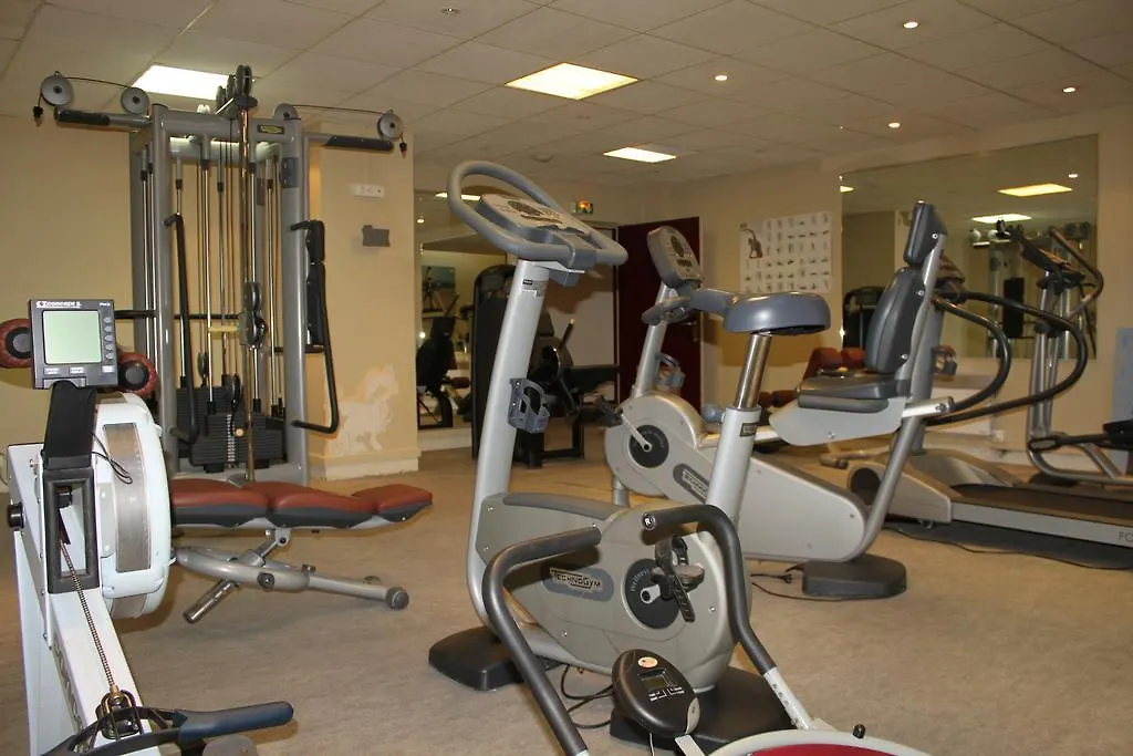 Le Relais De Thiais Aparthotel 2*